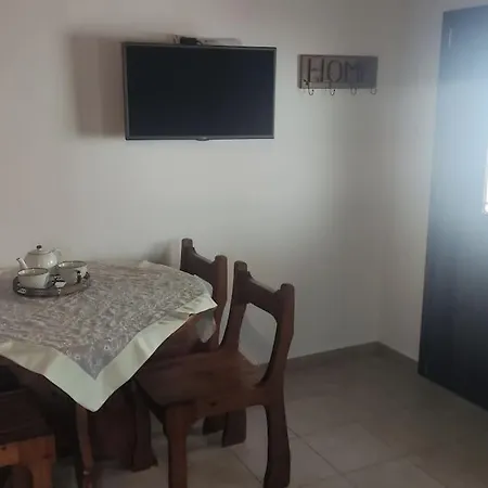 Malakion Rustic Seaside View * Malaki